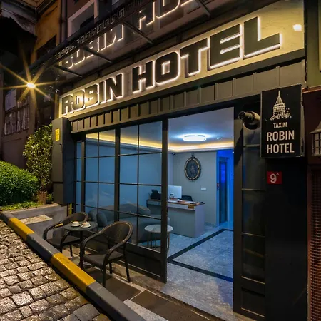 Robin Otel *