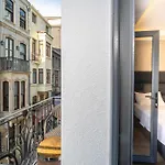 Robin Стамбул