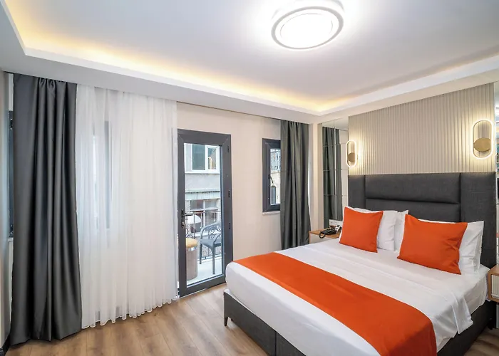 Robin Hotell